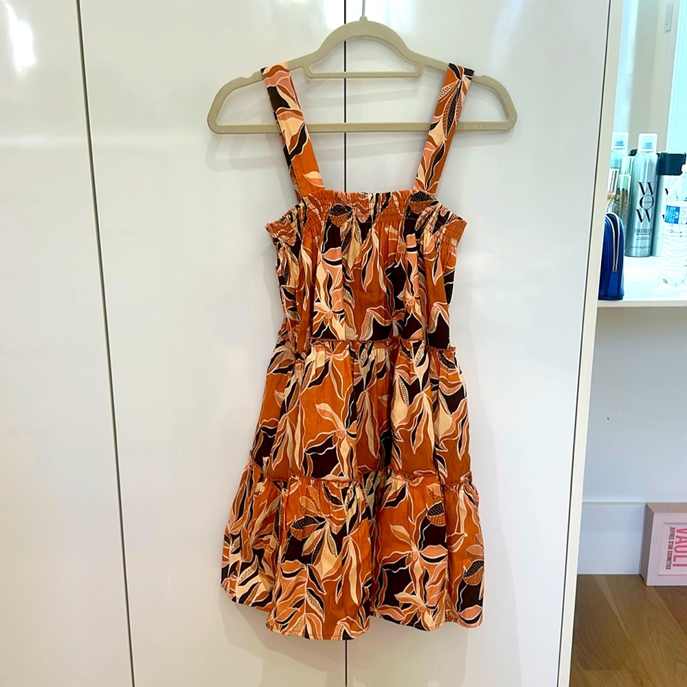 NWT SHORE BRAND  linen TIERED MINI  DRESS
SIZE MEDIUM
